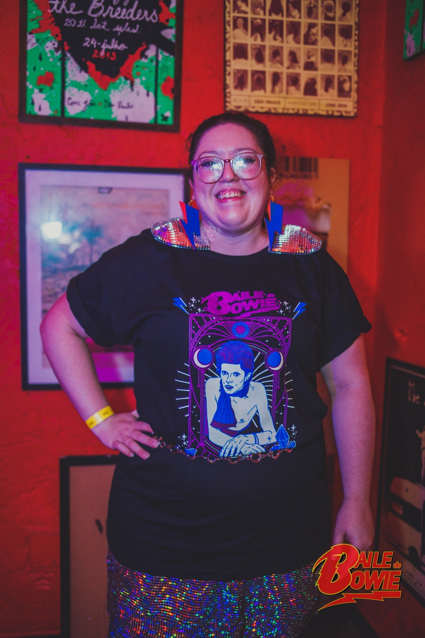 CAMISETA BOWIE BRILHA