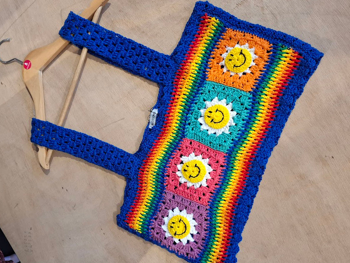 TOP CROPPED CROCHE SMILE AZUL