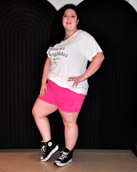 CAMISETA GIRLS CAN DO ANYTHING BRANCA