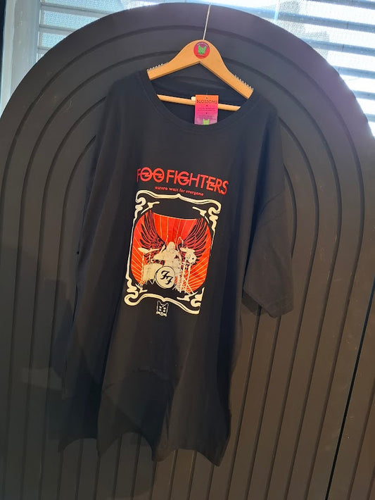 CAMISETA AURORA FOO FIGHTERS