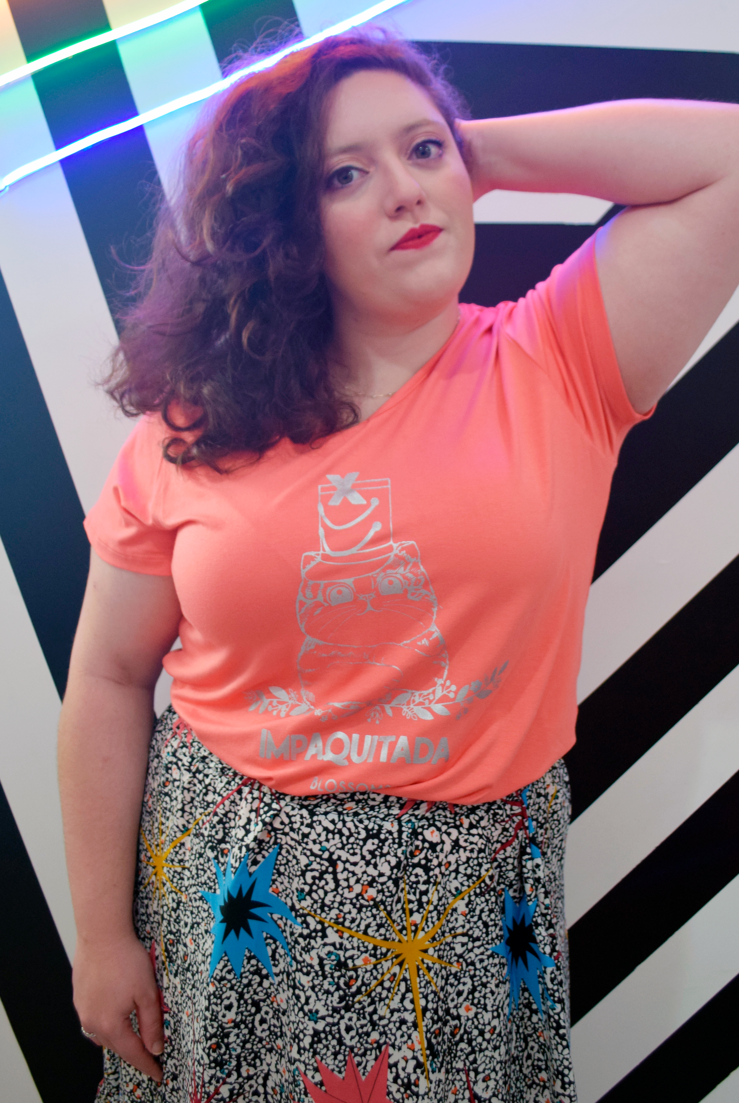 BLUSA GATA IMPAQUITADA GOIABA
